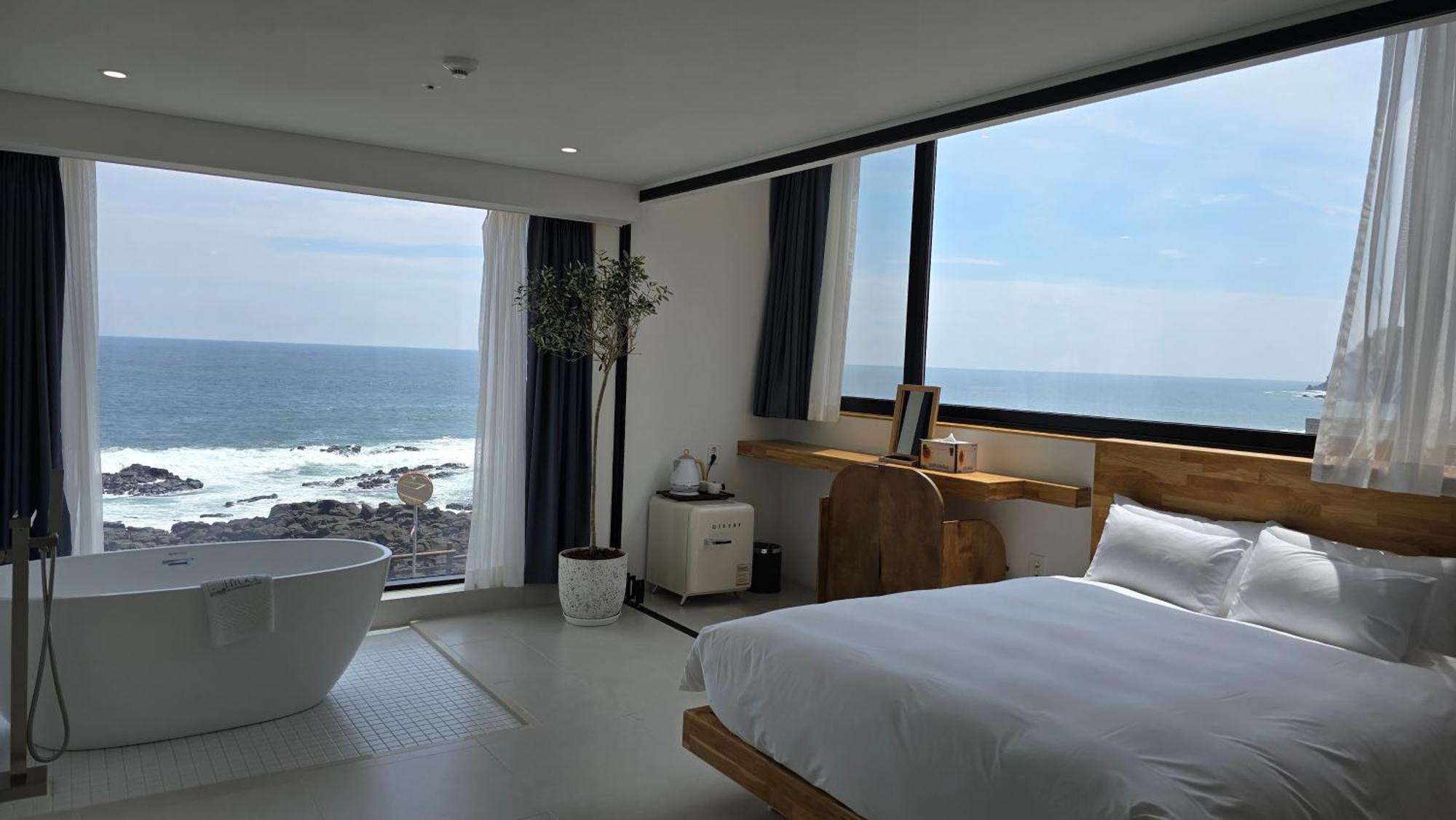 Hygge Hotel Seogwipo Extérieur photo
